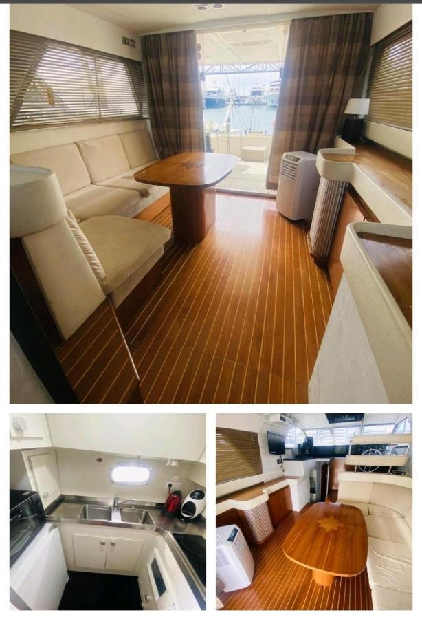 Voyager Sant Adria de Besos Exterior foto