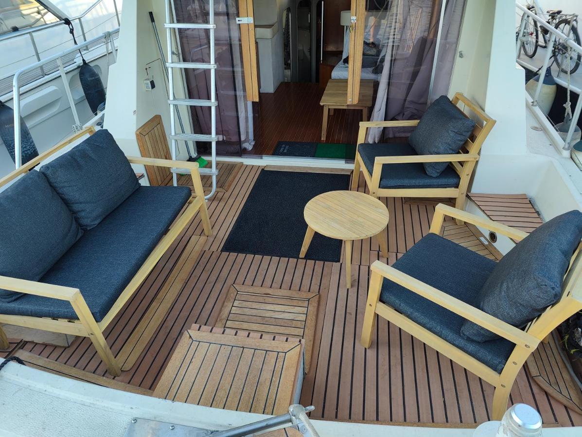 Voyager Sant Adria de Besos Exterior foto