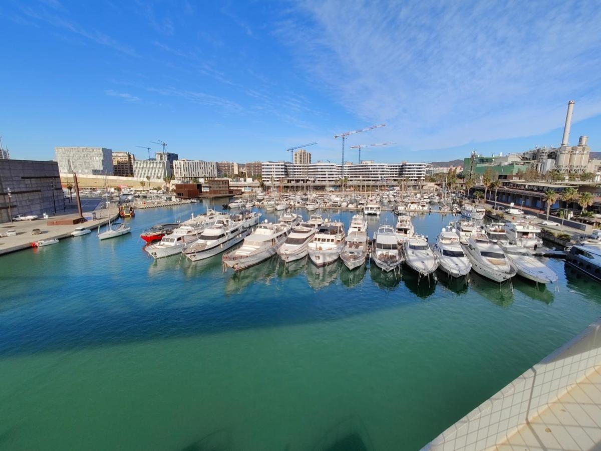 Voyager Sant Adria de Besos Exterior foto